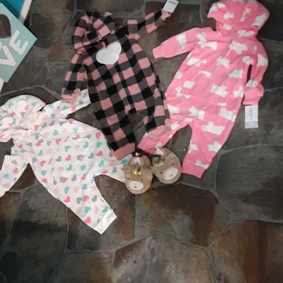 Bundle - Picture 2 of 4